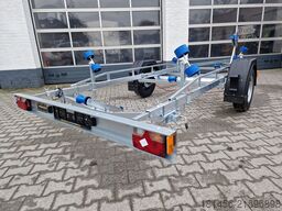 trailershop Bootanhänger direkt 1300kg GN231  Neptun