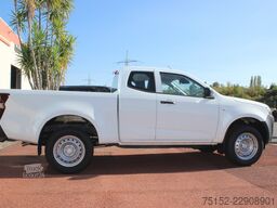 Isuzu D-Max L Space Cab 2,2l 4x4 Automatik