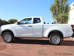 Isuzu D-Max L Space Cab 2,2l 4x4 Automatik