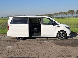 MERCEDES-BENZ EQV 300 L2 7-Persoons 365km WLTP Navi 360Camera...