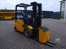 Jungheinrich EFG535 Electric, Lifting Height 4700mm, Freelift 1