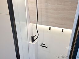 BÜRSTNER Habiton X HMX 6.0 4x4, Markise, CLESANA