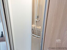 BÜRSTNER Lyseo TD 736 Tageszulassung! 22.680 Euro sparen!