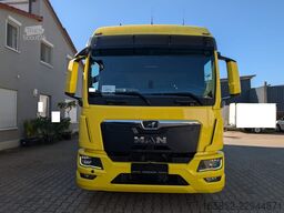 MAN TGL 8.220 Möbel AHK Treppe (43)