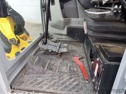 Wacker Neuson EZ36 with 3 excavator buckets