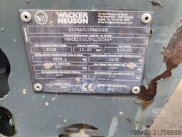 Wacker Neuson EZ28 with 3 excavator buckets