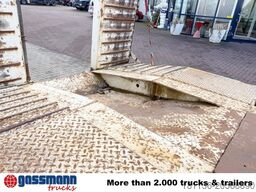 AT 400, Verbr. auf 3m, Radmulden, hydr. Rampen