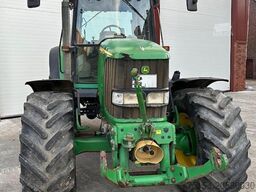 John Deere 6920