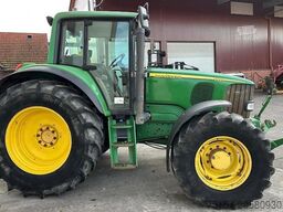 John Deere 6920