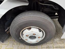 MERCEDES-BENZ Atego Kehrmaschine BUCHER CITYFANT 5000