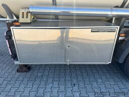 Feldbinder FOOD / 33.500L / 2-COMP / LIFTAXLE / PUMP / ALCOA