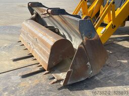 JCB 4CX