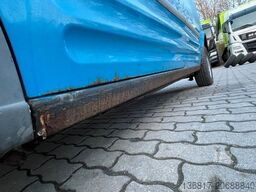 FORD Transit Connect Kasten T220 8-fach bereift