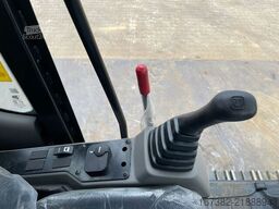 JCB 245 HD LR