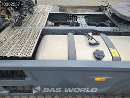 Mercedes Actros 1845 4X2 GigaSpace Retarder MirrorCam Na...