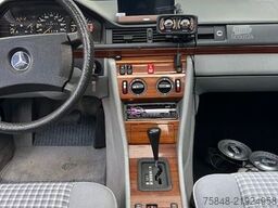 MERCEDES-BENZ 200E