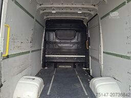 MAN TGE 5.180 4x2 3-Sitzer Navi Kamera AHK Kugelkopf