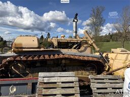 Komatsu D65P-6 dozer m/ ripper og skjær