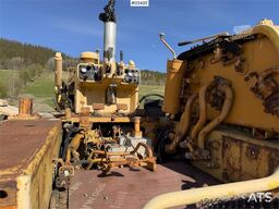 Komatsu D65P-6 dozer m/ ripper og skjær