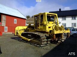 Komatsu D65P-6 dozer m/ ripper og skjær