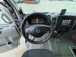 Mercedes-Benz Sprinter 519CDI 16 + 1 SEATS / AC