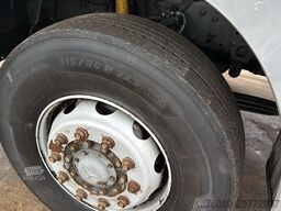 Mercedes-Benz Atego 2528 (18000 L / 3 COMPARTIMENTS / MANUAL ...