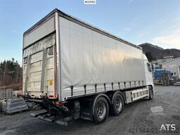 Volvo FH16 700 Tandem Box Truck with Lift and Onspot