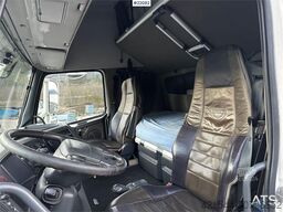 Volvo FH16 700 Tandem Box Truck with Lift and Onspot