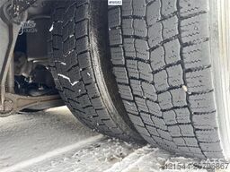 Volvo FH540 8x4 Tridem Crane truck w/ 50 t/m HMF crane w