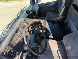 SCANIA CV R 124 CB 8X4 HZ 420