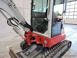 Takeuchi TB325R