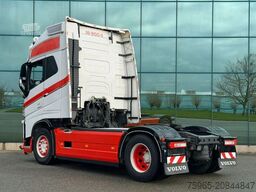 VOLVO FH 460 GLOBETROTTER XL 2x TANKS TOP CONDITION NL