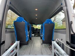 MERCEDES-BENZ Sprinter 311 Cdi Automatik L2H2 VDL 9Sitze Lift