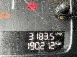 DAF FAQ CF 400 8x2 Euro 6 HMF 26 Tonmeter laadkraan...