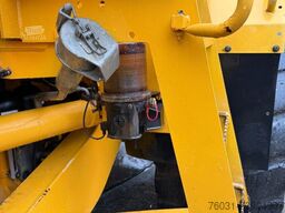 VOLVO L 180 E Wheelloader D12 Engine CE