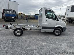 Mercedes-Benz 310 D Sprinter Rdst 3,2 AHK 5 Gang