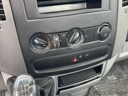 Mercedes-Benz 310 D Sprinter Rdst 3,2 AHK 5 Gang