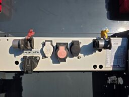 SCHMITZ CARGOBULL SCS 24/L - 13.62 EB / Lift / EDSCHA/Stapleraufn.