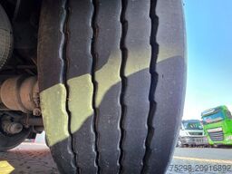 SCHMITZ CARGOBULL SCS 24/L - 13.62 EB / Lift / EDSCHA/Stapleraufn.