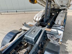 MERCEDES-BENZ Arocs 3243K 8x4*Blatt*MEILLER*3SKipper*Bordmatik