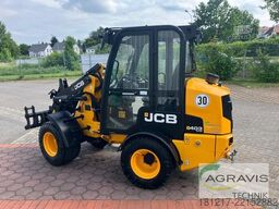 JCB 403 AGRI PLUS