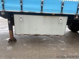 BP TRAILER Curtainsider / City-Plane Stapler