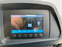 JUNGHEINRICH EFG 215 / Triplex: 4.25m! / SS / 1.573h / 2024