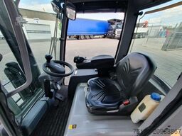 JUNGHEINRICH EFG 215 / Triplex: 4.25m! / SS / nur 2.184h!