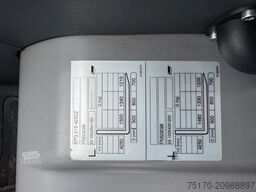 JUNGHEINRICH EFG 215 / Triplex: 4.25m! / SS / nur 2.819h!