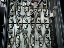 JUNGHEINRICH EFG 215 / Triplex: 4.25m! / SS / 4.168h / 2024