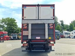 Volvo FM 370 Globetrotter 6x2*4 - Box with sidedoors ...