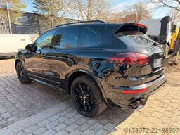 PORSCHE Cayenne Diesel 3.0 V6 Pano Klima Bi-Xenon Leder