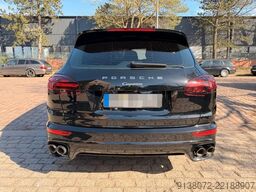 PORSCHE Cayenne Diesel 3.0 V6 Pano Klima Bi-Xenon Leder