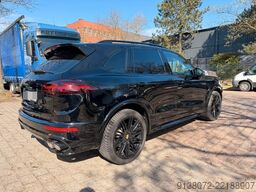 PORSCHE Cayenne Diesel 3.0 V6 Pano Klima Bi-Xenon Leder